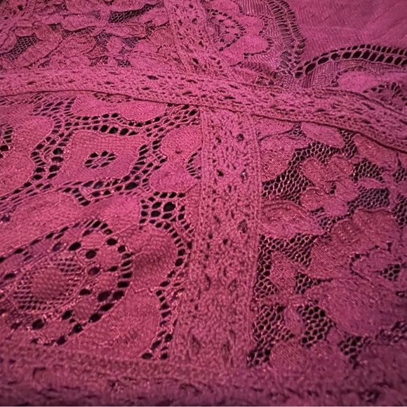 Altar’d state velvet burgundy floral lace design tank top sleeveless L - Picture 7 of 9